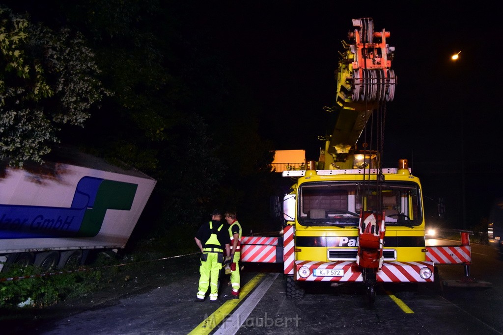 Schwerer VU A 3 Rich Oberhausen Hoehe AK Leverkusen P105.JPG - Miklos Laubert